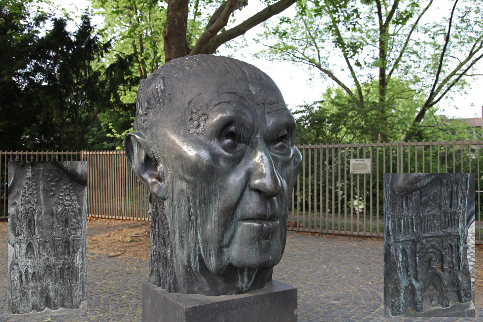 Sculpture outside the Palais Schaumburg in Bonn by Hubertus von Pilgrim incorporating symbolic casted Kölner Dom and Cathédrale Notre-Dame de Reims